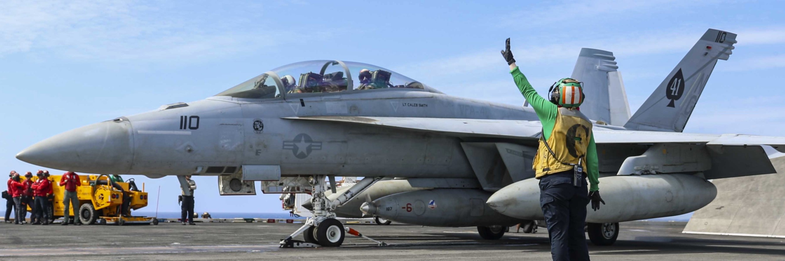 vfa-41 black aces strike fighter squadron f/a-18f super hornet cvw-9 cvn-72 uss abraham lincoln us navy 71