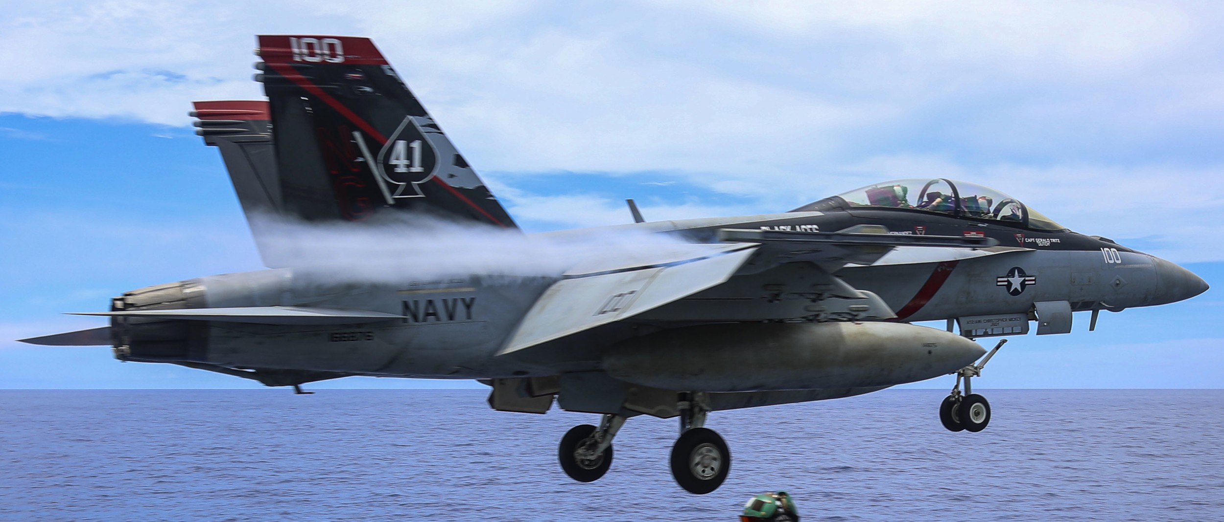 vfa-41 black aces strike fighter squadron f/a-18f super hornet cvw-9 cvn-72 uss abraham lincoln us navy 90
