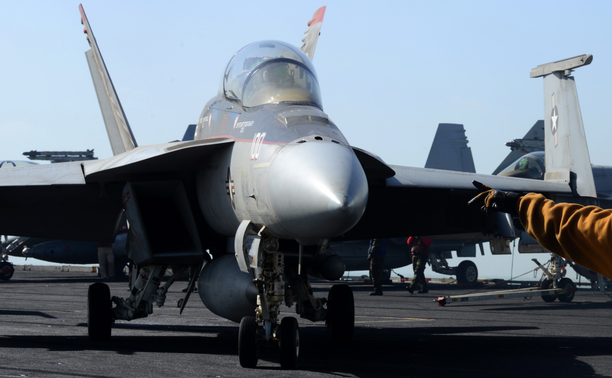 vfa-41 black aces strike fighter squadron f/a-18f super hornet cvw-9 cvn-70 uss john c. stennis us navy 86p