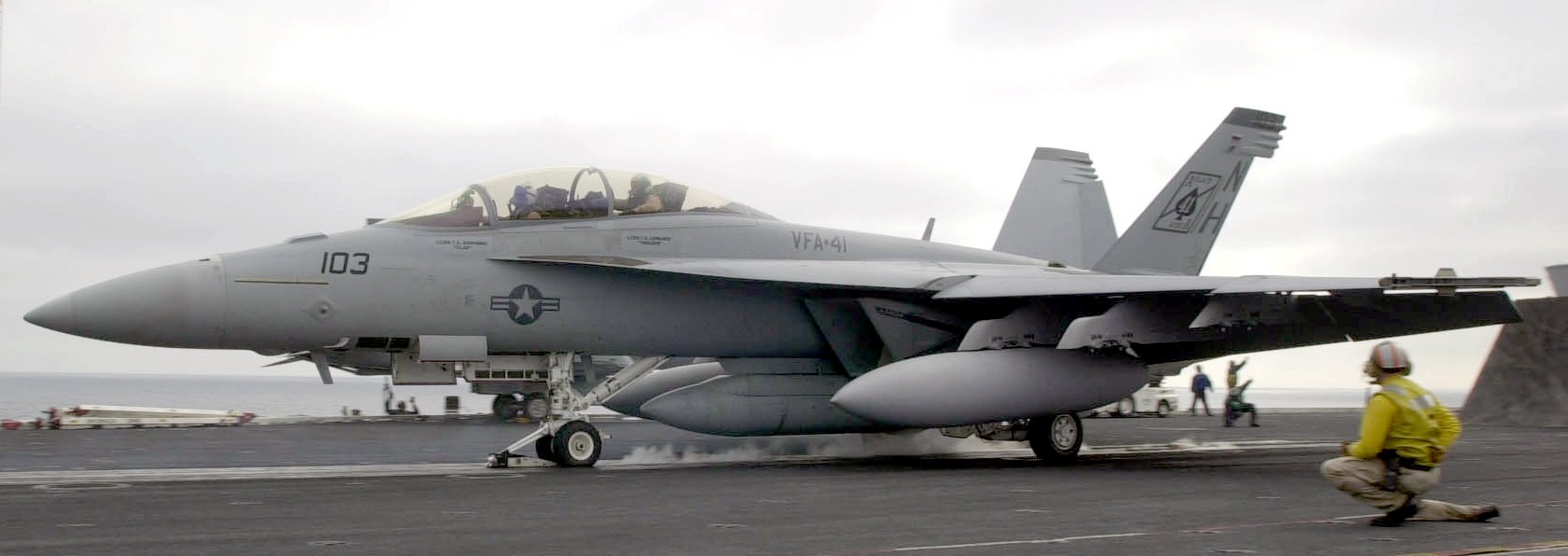vfa-41 black aces strike fighter squadron f/a-18f super hornet cvw-11 cvn-68 uss nimitz us navy 198p