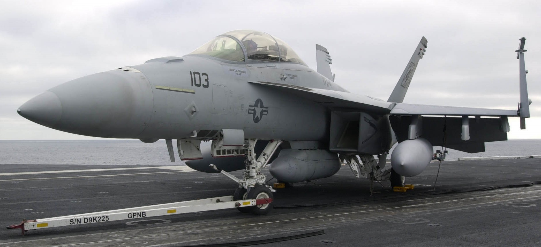vfa-41 black aces strike fighter squadron f/a-18f super hornet cvw-11 cvn-68 uss nimitz us navy 199p