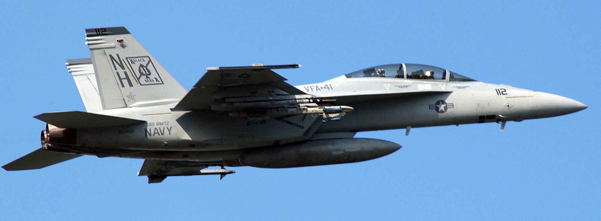 vfa-41 black aces strike fighter squadron f/a-18f super hornet cooperative thunder 206p
