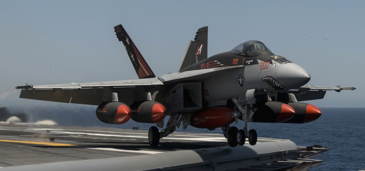 vfa-81 sunliners strike fighter squadron f/a-18e super hornet cvw-17 cvn-70 uss carl vinson 27