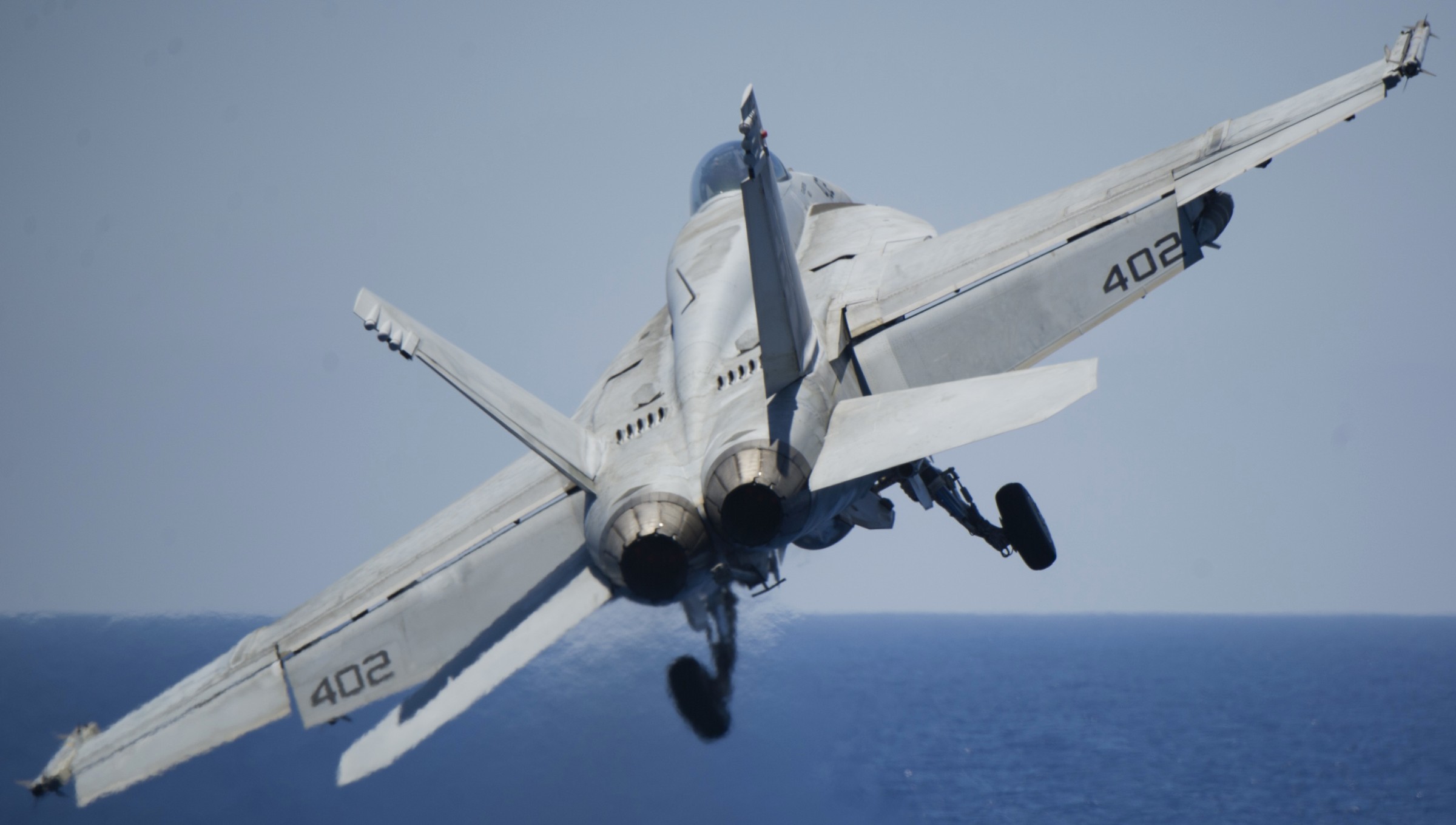 vfa-81 sunliners strike fighter squadron f/a-18e super hornet cvw-1 cvn-75 uss harry s. truman 59