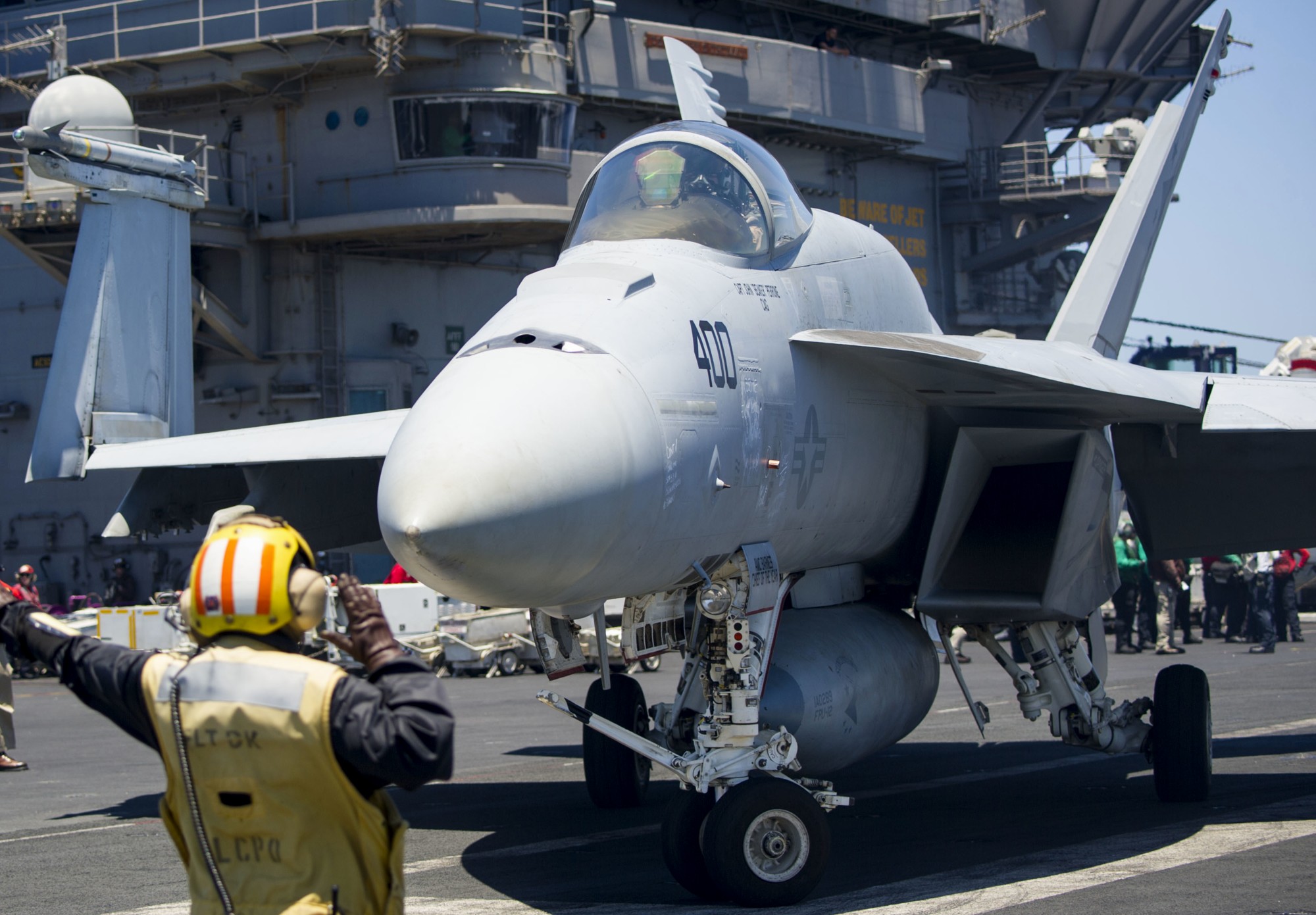 vfa-81 sunliners strike fighter squadron f/a-18e super hornet cvw-1 cvn-75 uss harry s. truman 60