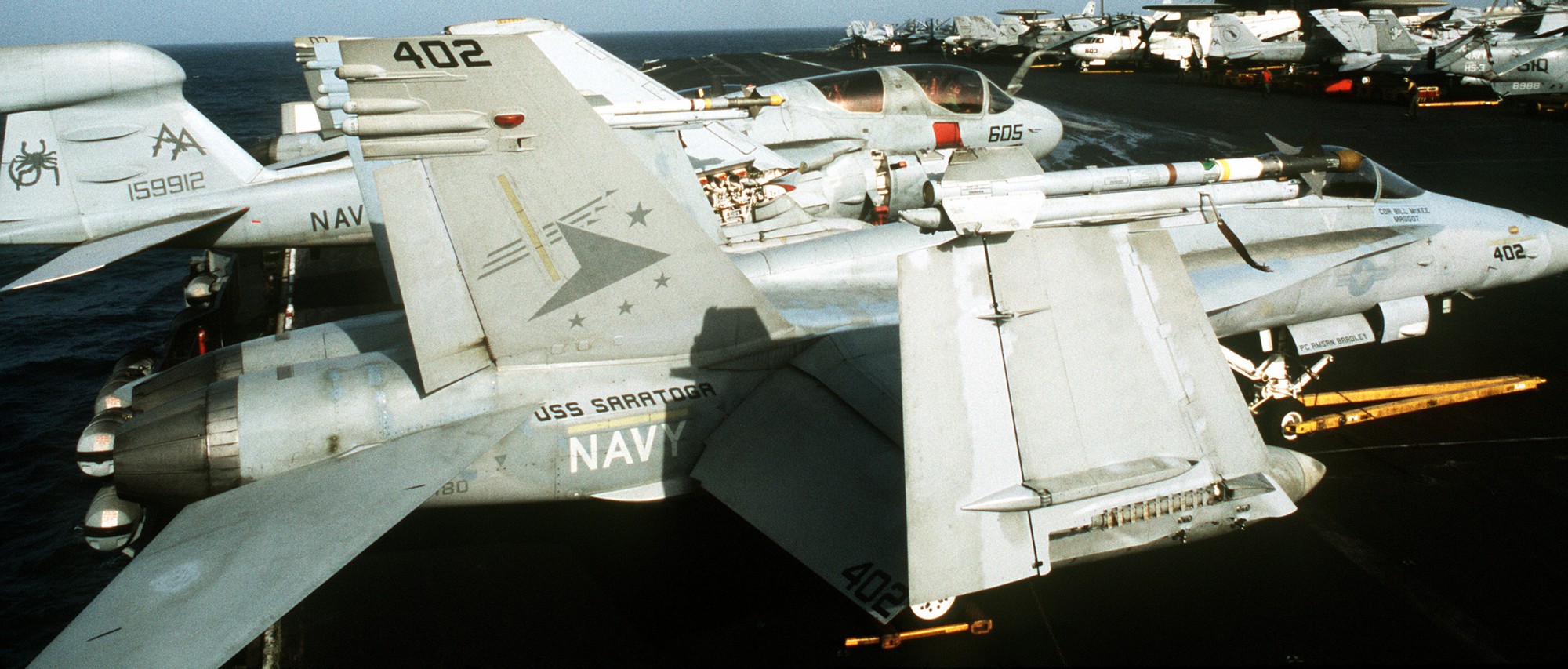 vfa-81 sunliners strike fighter squadron f/a-18c hornet cvw-17 cv-60 uss saratoga desert storm 109