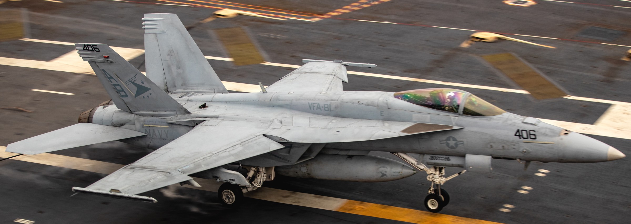 vfa-81 sunliners strike fighter squadron f/a-18e super hornet cvw-1 cvn-73 uss george washington 123