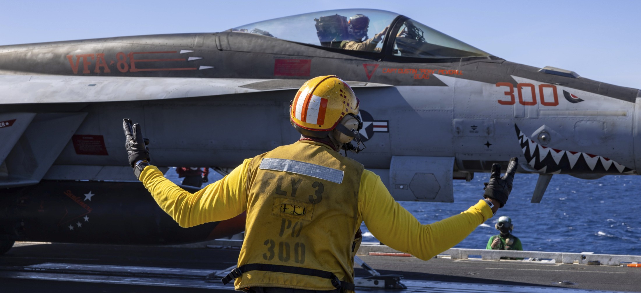 vfa-81 sunliners strike fighter squadron f/a-18e super hornet cvw-1 cvn-75 uss harry s. truman 130