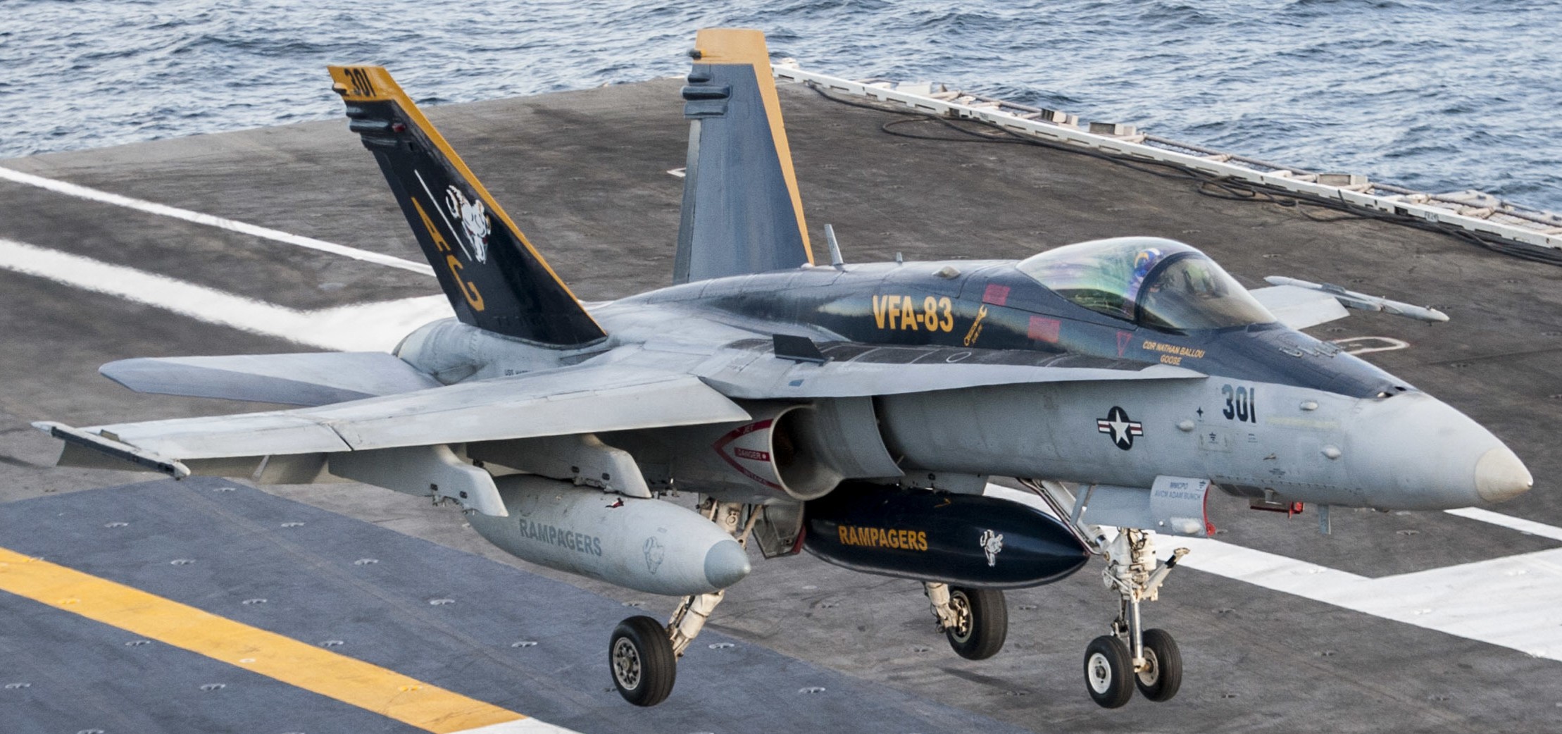 vfa-83 rampagers strike fighter squadron f/a-18c hornet cvw-7 uss harry s. truman cvn-75 34
