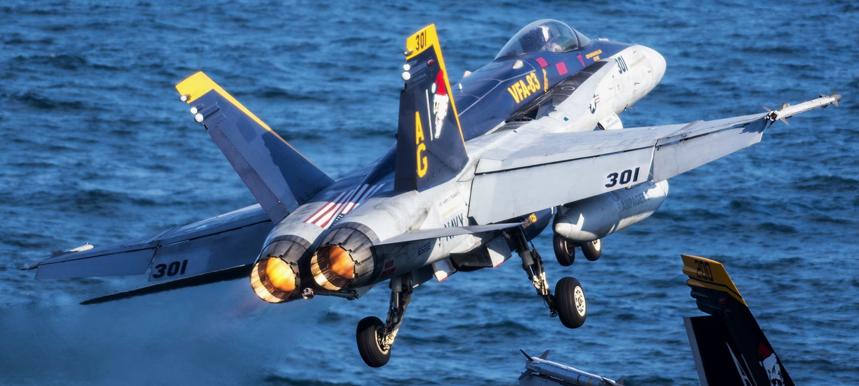 vfa-83 rampagers strike fighter squadron f/a-18c hornet cvw-7 uss harry s. truman cvn-75 36