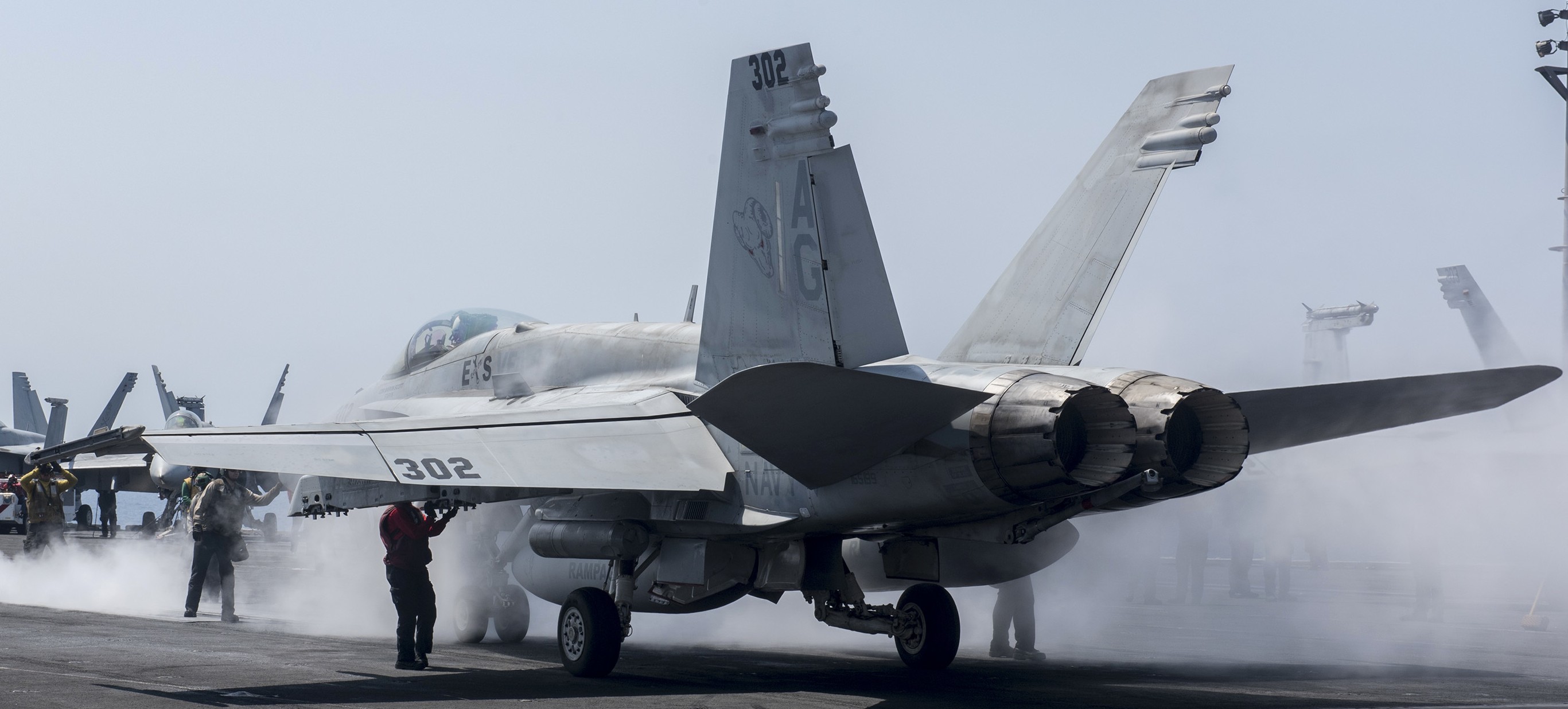vfa-83 rampagers strike fighter squadron f/a-18c hornet cvw-7 uss harry s. truman cvn-75 40
