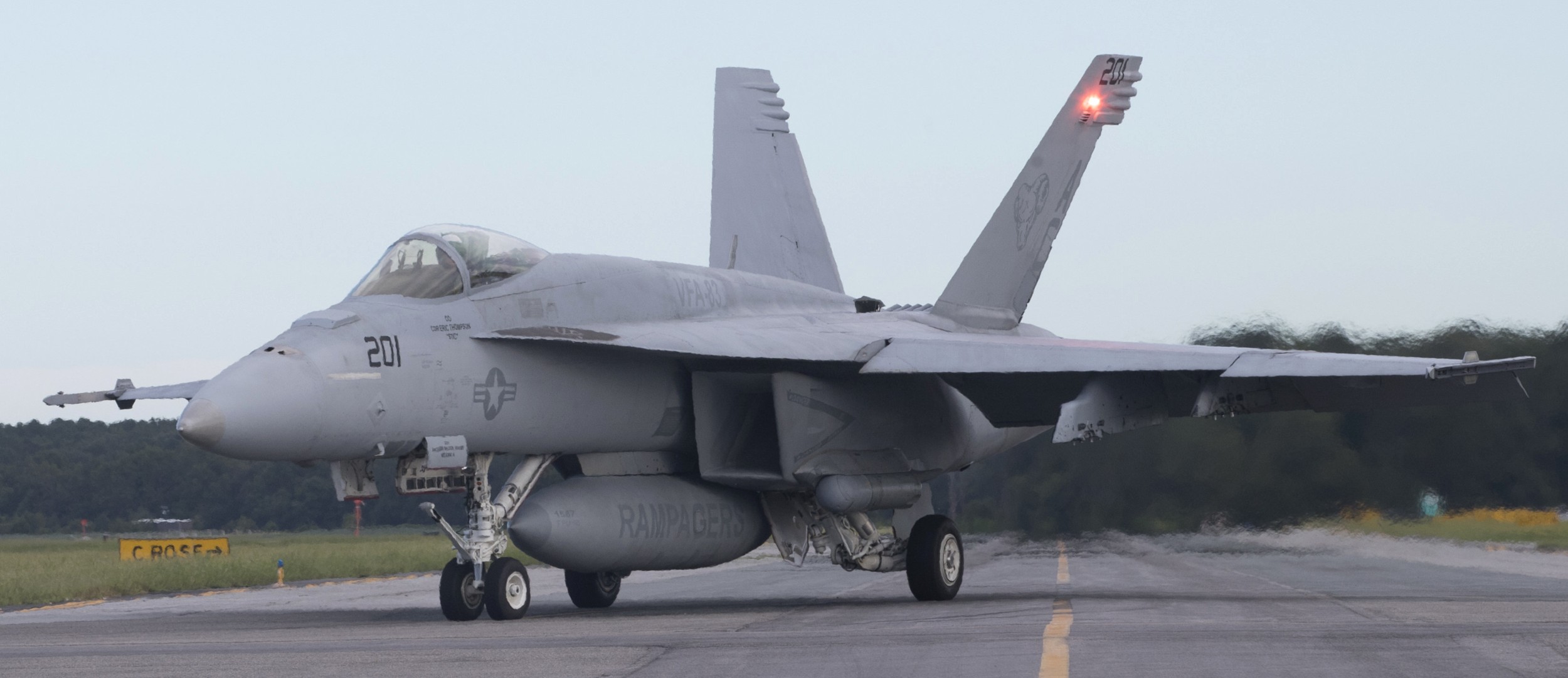 vfa-83 rampagers strike fighter squadron f/a-18e super hornet us navy nas oceana virginia 44