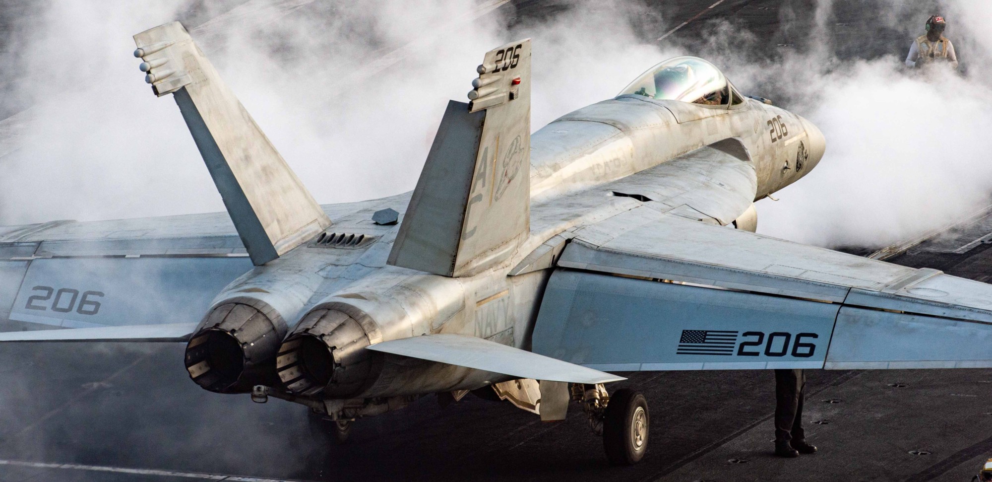 vfa-83 rampagers strike fighter squadron f/a-18e super hornet cvw-3 uss dwight d. eisenhower cvn-69 71