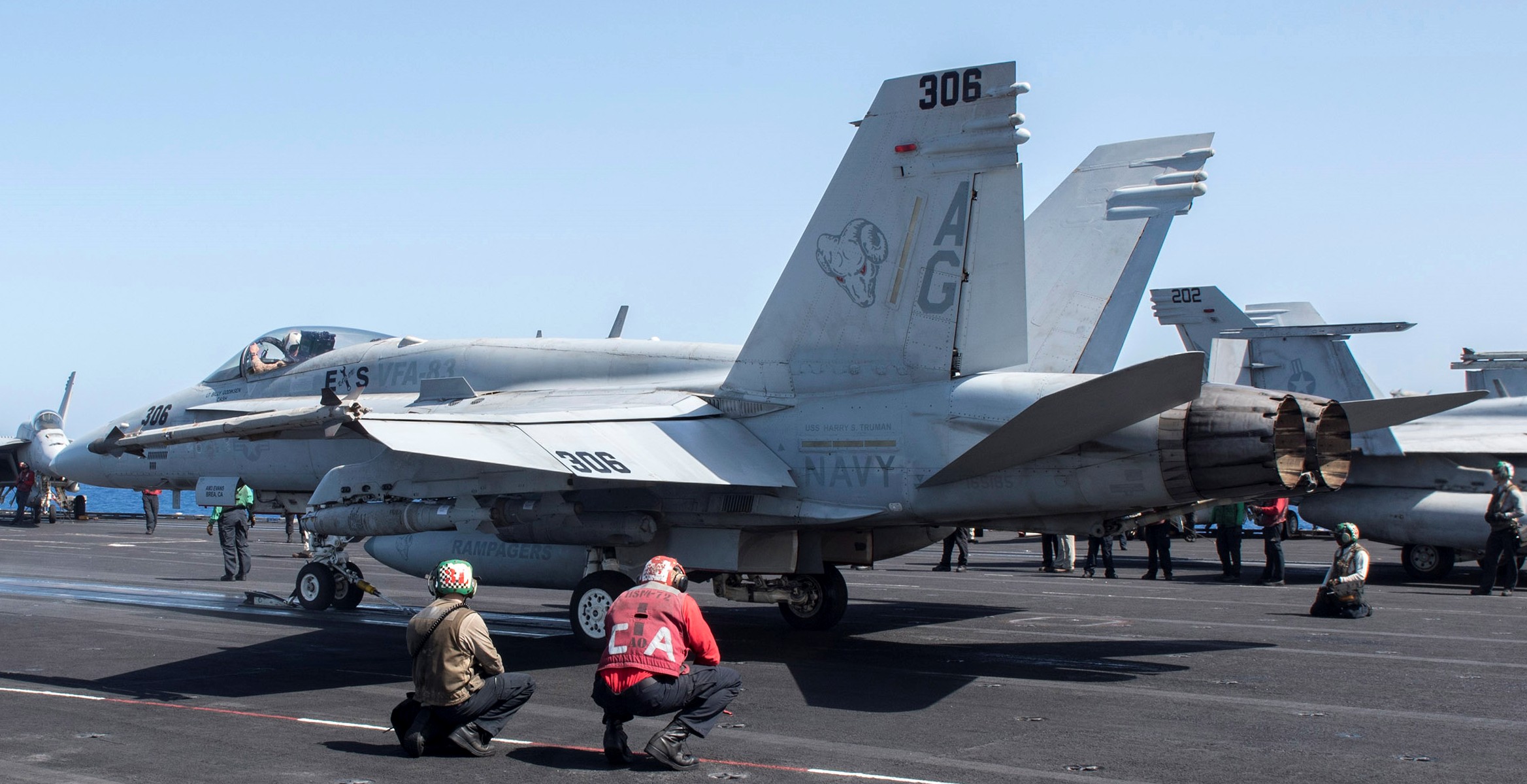 vfa-83 rampagers strike fighter squadron f/a-18c hornet cvw-7 uss harry s. truman cvn-75 53p