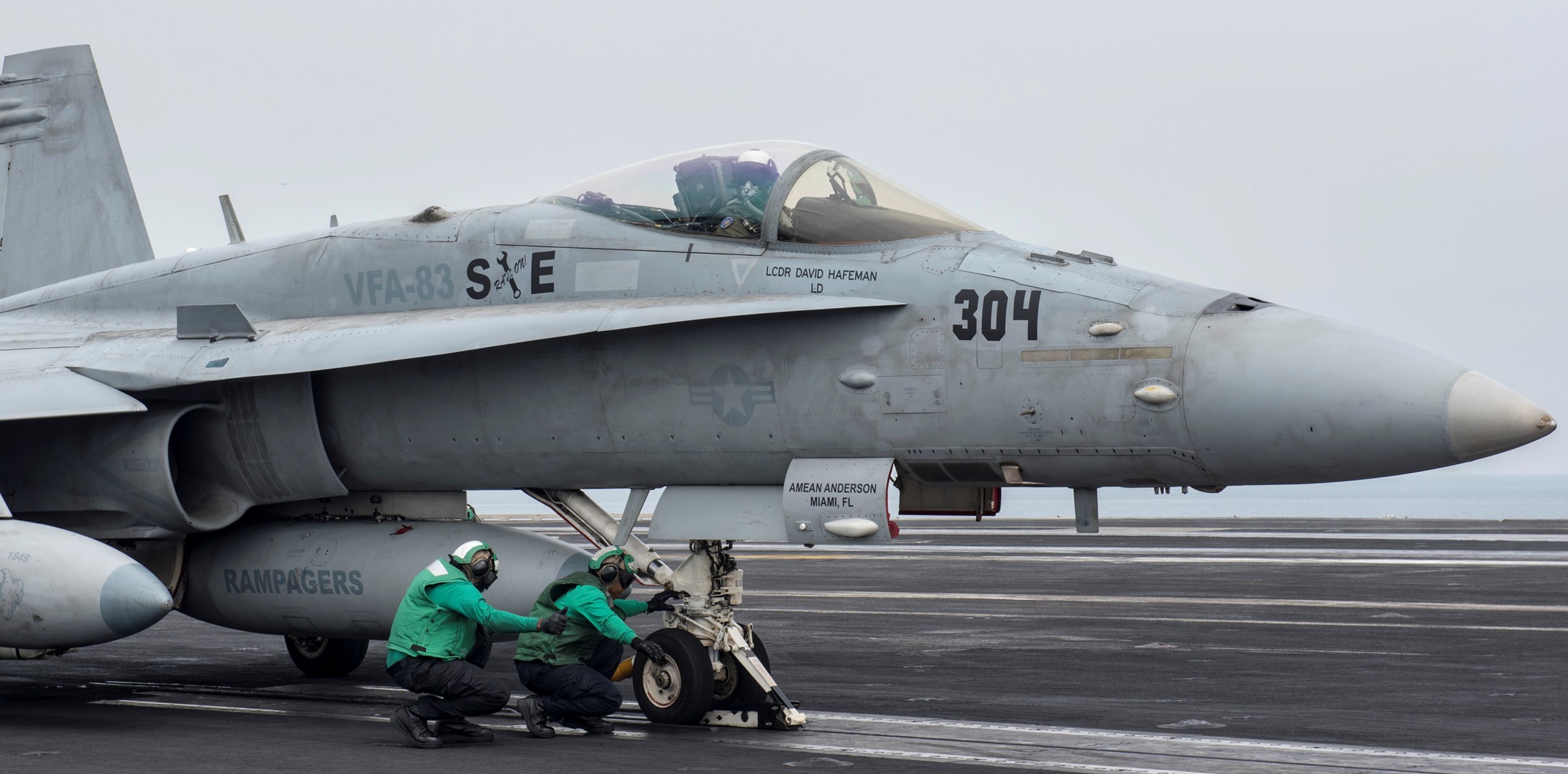 vfa-83 rampagers strike fighter squadron f/a-18c hornet cvw-7 uss harry s. truman cvn-75 58p