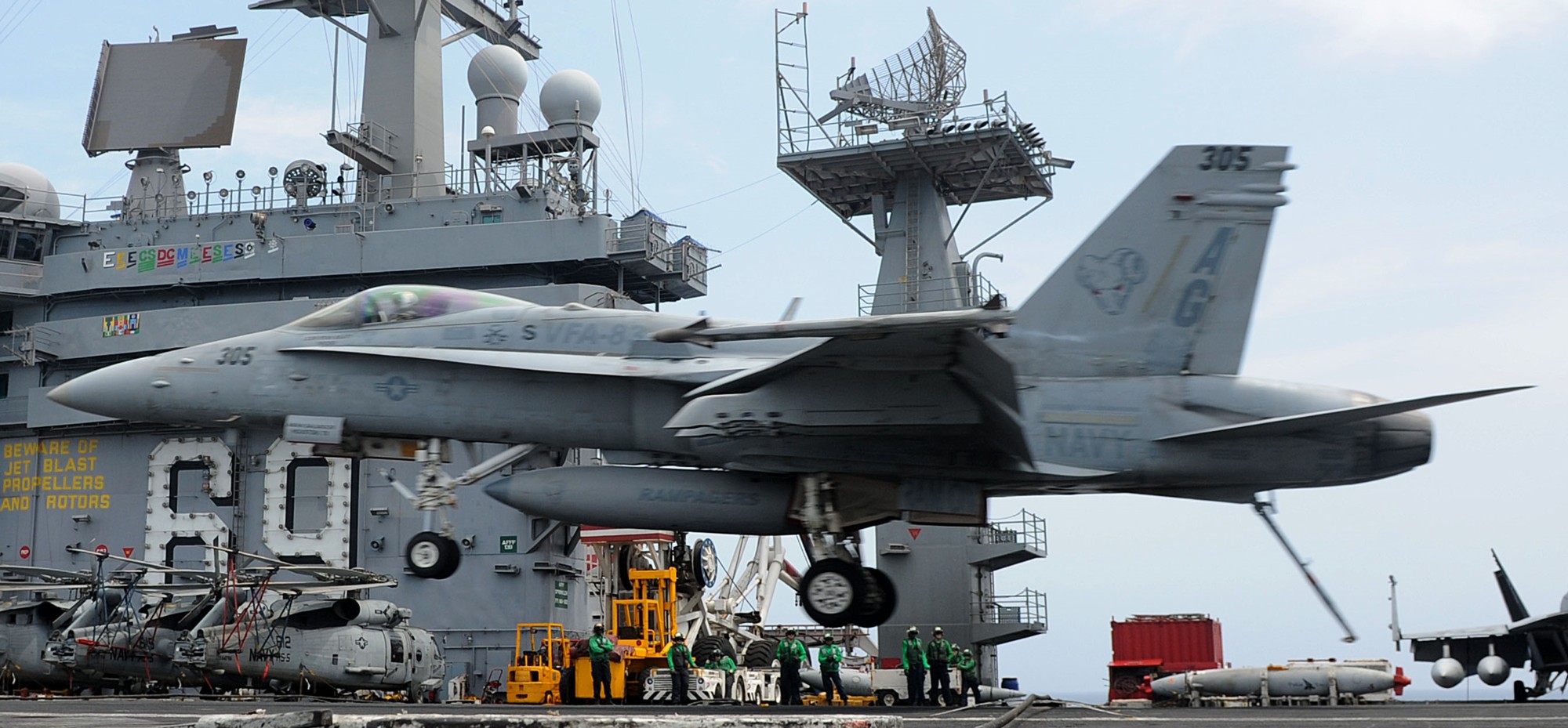 vfa-83 rampagers strike fighter squadron f/a-18c hornet cvw-7 uss dwight d. eisenhower cvn-69 85p