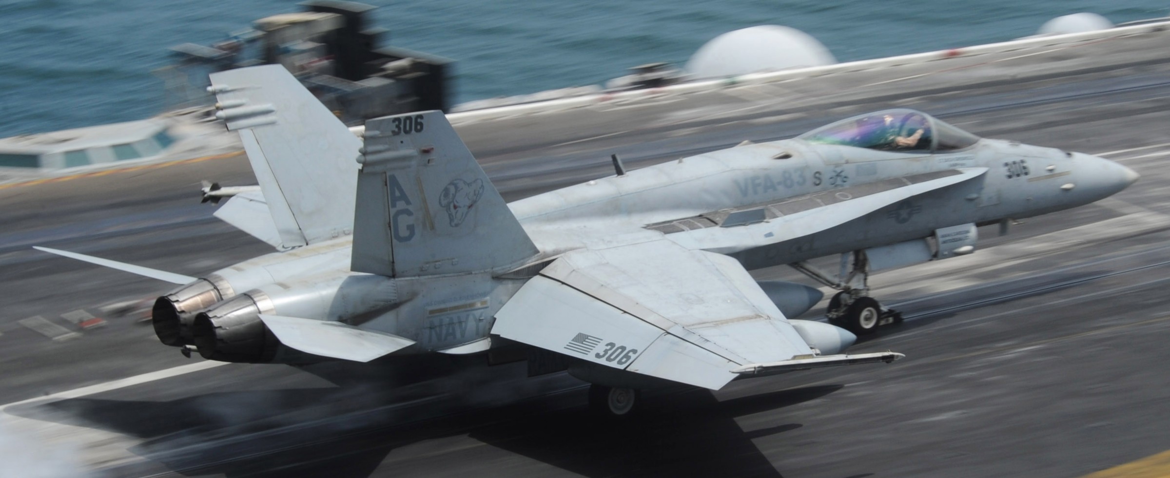 vfa-83 rampagers strike fighter squadron f/a-18c hornet cvw-7 uss dwight d. eisenhower cvn-69 98p