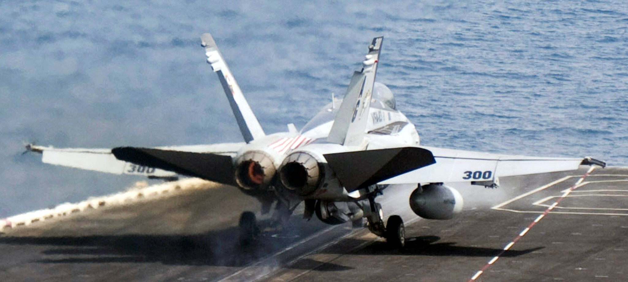 vfa-83 rampagers strike fighter squadron f/a-18c hornet cvw-7 uss dwight d. eisenhower cvn-69 102p