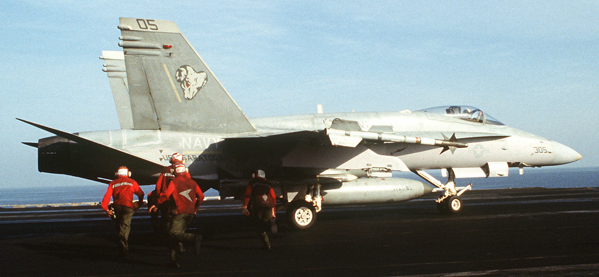 vfa-83 rampagers strike fighter squadron f/a-18c hornet cvw-17 uss saratoga cv-60 149