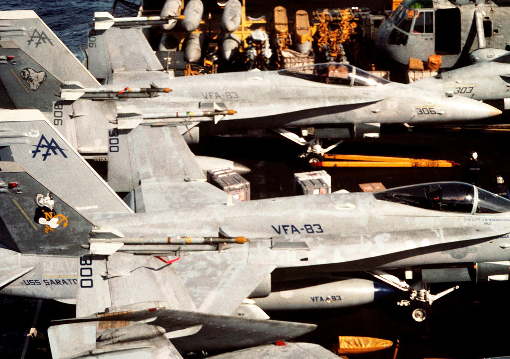 vfa-83 rampagers strike fighter squadron f/a-18c hornet cvw-17 uss saratoga cv-60 156