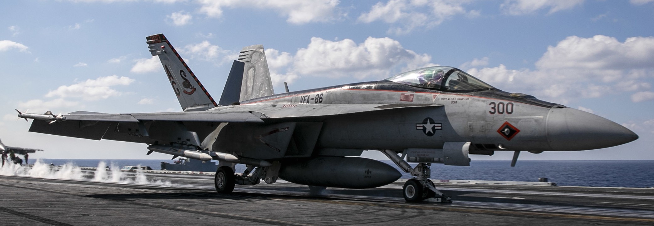 vfa-86 sidewinders strike fighter squadron f/a-18e super hornet cvw-7 uss george h. w. bush cvn-77 navy 81