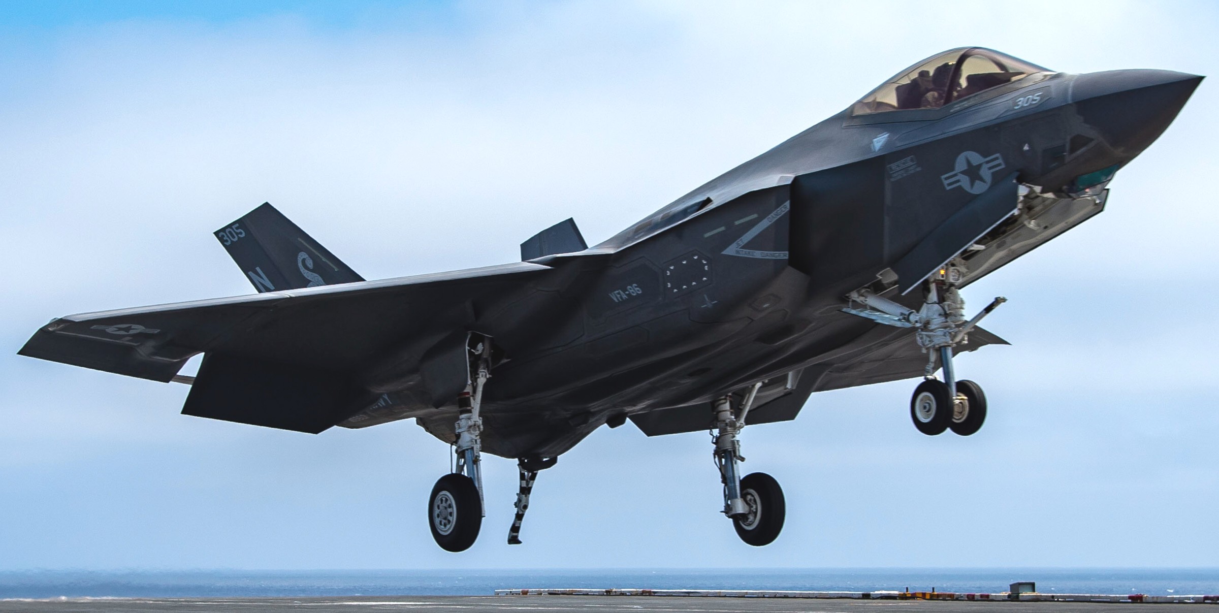 vfa-86 sidewinders strike fighter squadron f-35c lightning ii cvw-11 nas lemoore 89x