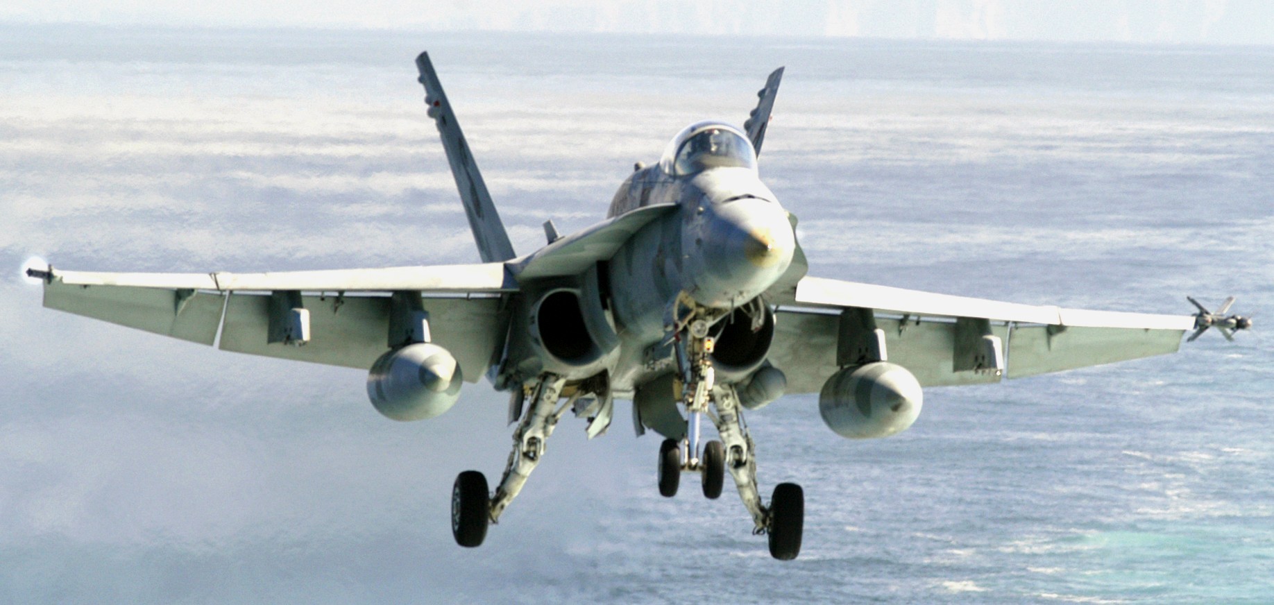 vfa-86 sidewinders strike fighter squadron f/a-18c hornet cvw-1 uss enterprise cvn-65 navy 92p