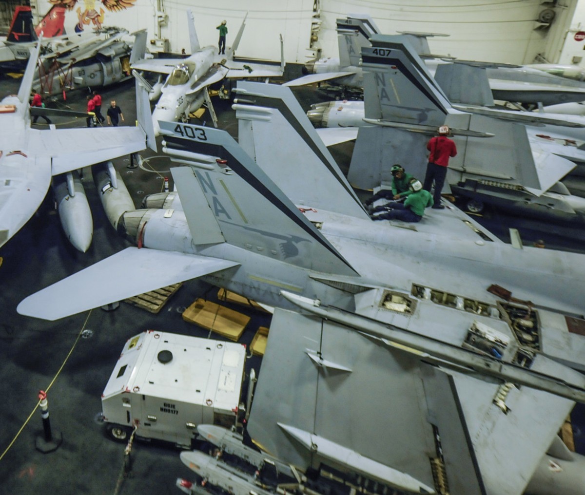vfa-94 mighty shrikes strike fighter squadron f/a-18c hornet cvw-17 uss carl vinson cvn-70 us navy 13