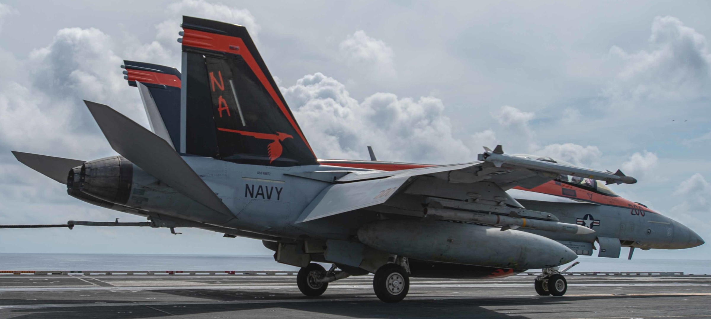 vfa-94 mighty shrikes strike fighter squadron f/a-18e super hornet cvw-17 uss nimitz cvn-68 us navy 95