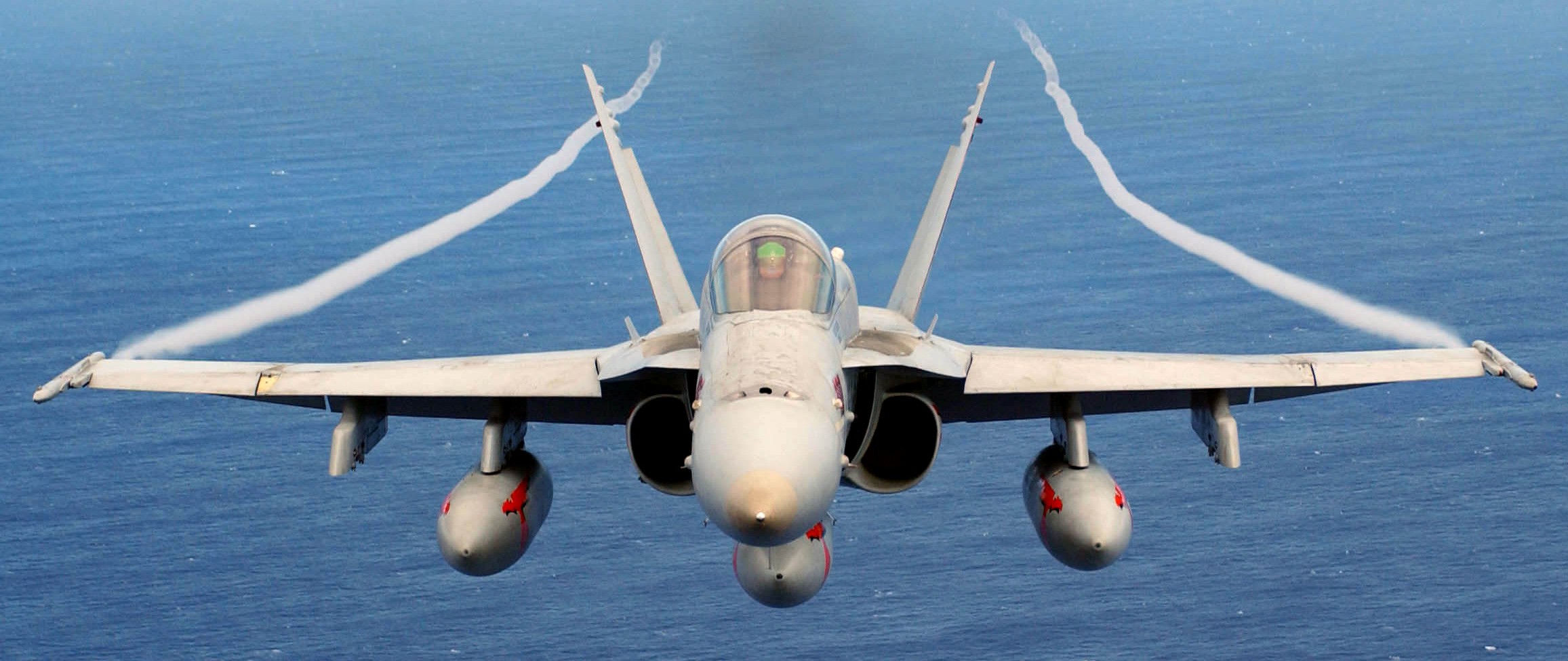 vfa-94 mighty shrikes strike fighter squadron f/a-18c hornet cvw-11 uss nimitz cvn-68 us navy 48p
