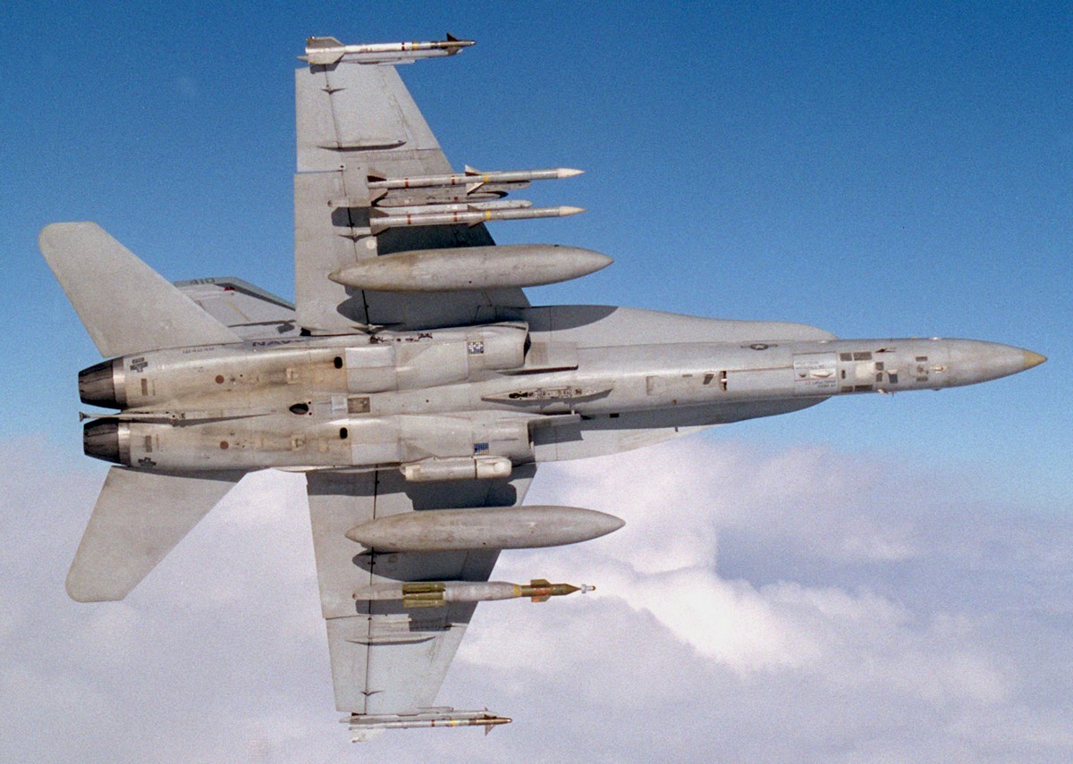 vfa-94 mighty shrikes strike fighter squadron f/a-18c hornet cvw-11 uss carl vinson cvn-70 us navy 71p