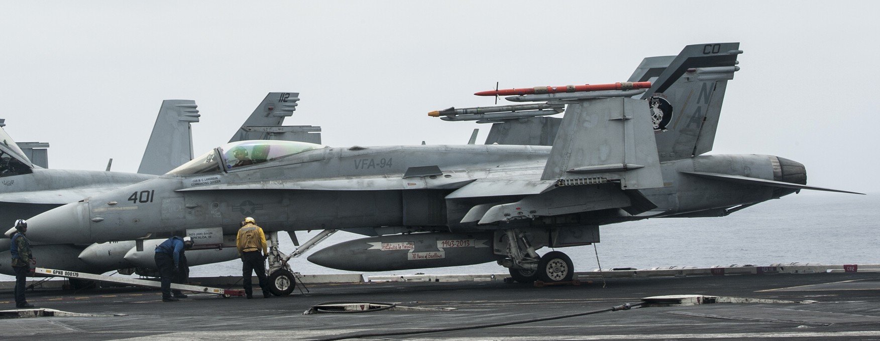 vfa-94 mighty shrikes strike fighter squadron f/a-18c hornet cvw-17 uss carl vinson cvn-70 us navy 76p