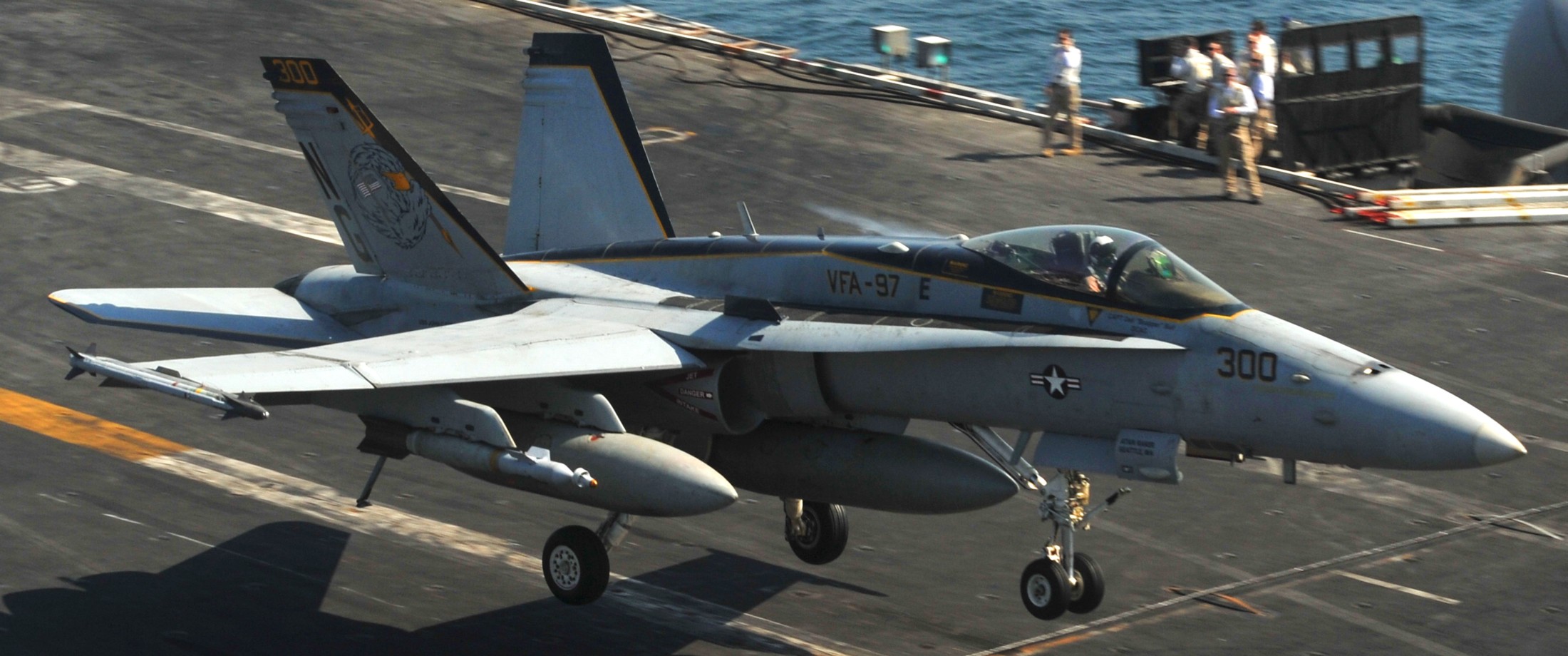 vfa-97 warhawks strike fighter squadron f/a-18c hornet cvw-9 uss john c. stennis cvn-74 us navy 17