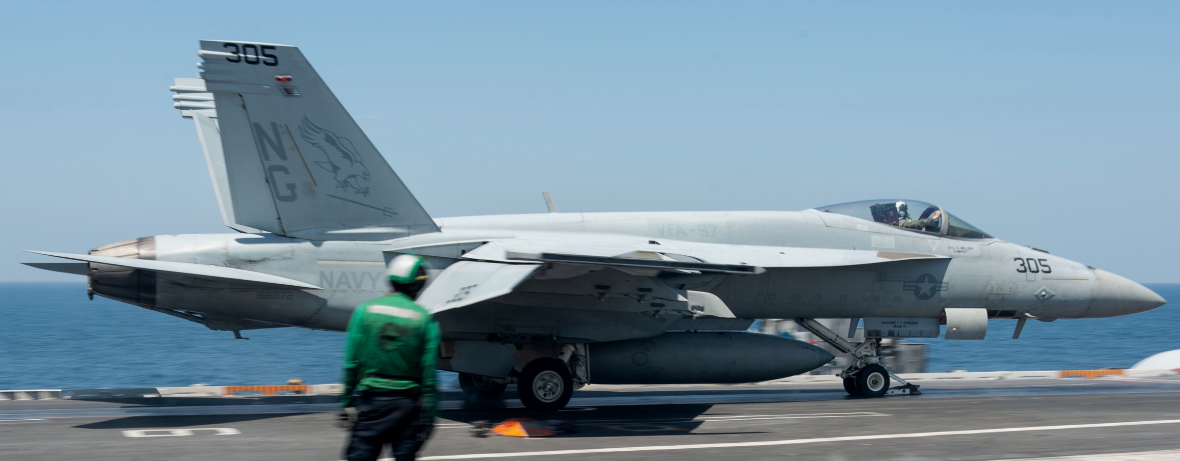 vfa-97 warhawks strike fighter squadron f/a-18e super hornet cvw-9 uss john c. stennis cvn-74 us navy 38