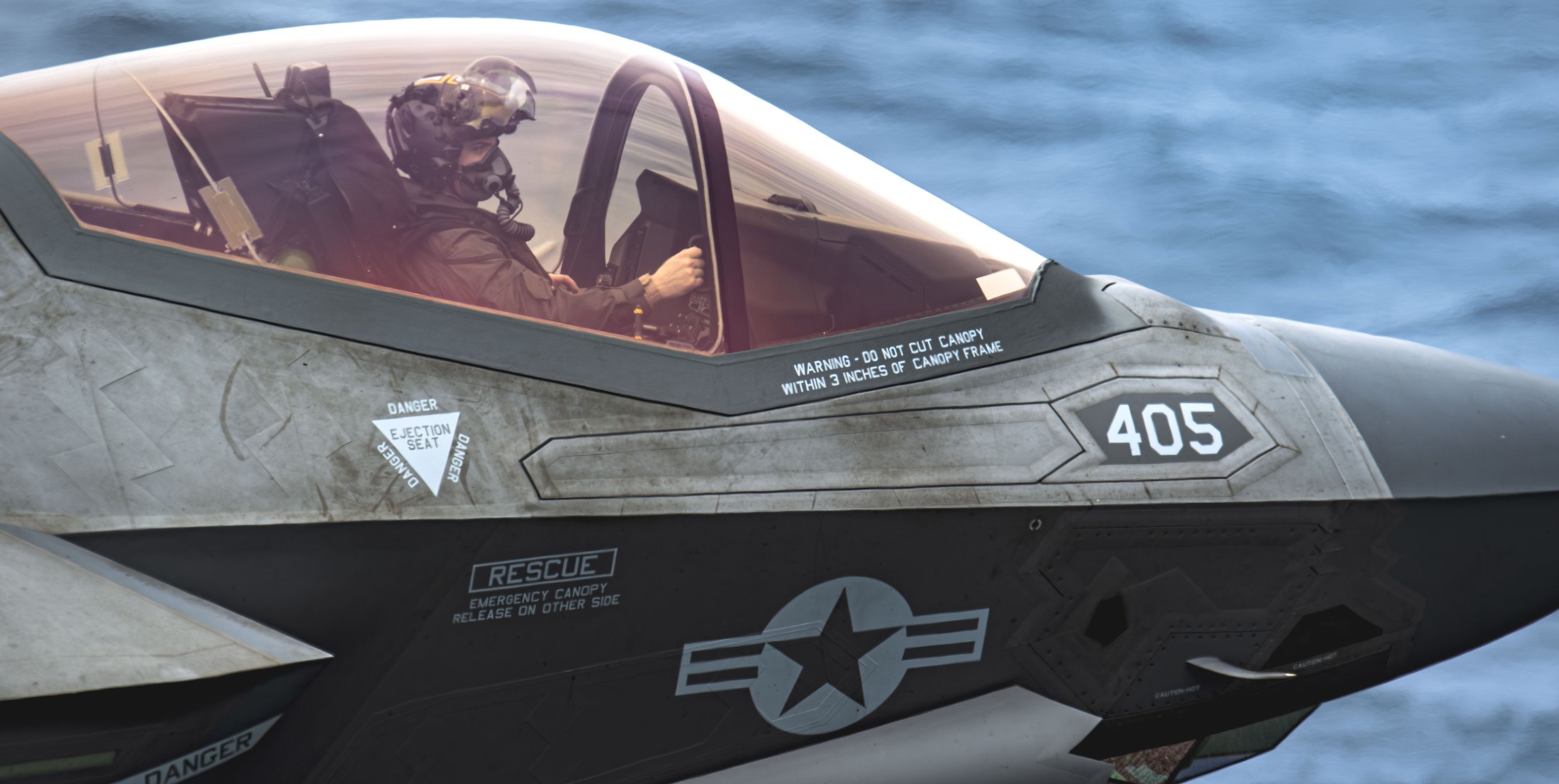 vfa-97 warhawks strike fighter squadron f-35c lightning ii cvw-2 cvn-70 uss carl vinson cockpit 74