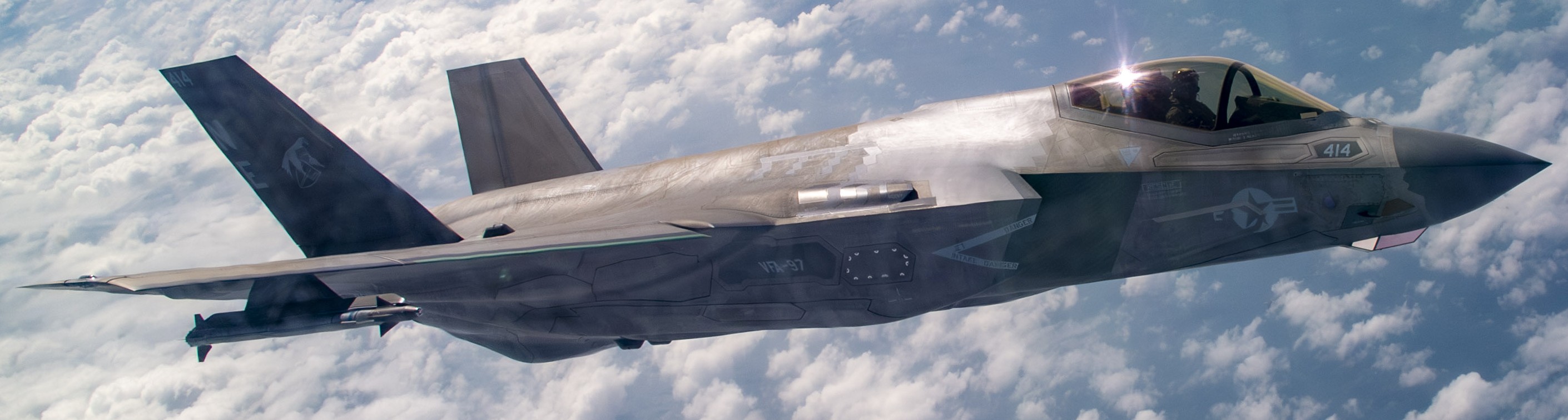 vfa-97 warhawks strike fighter squadron f-35c lightning ii cvw-2 cvn-70 uss carl vinson houthi 2025