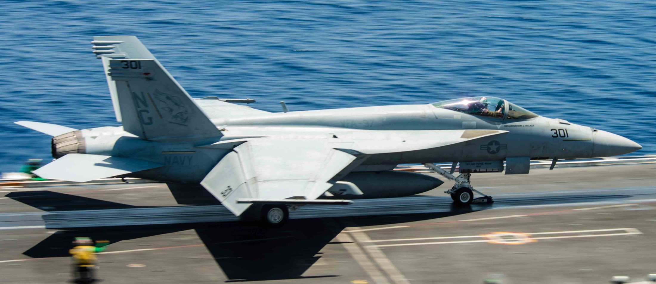 vfa-97 warhawks strike fighter squadron f/a-18e super hornet cvw-9 uss john c. stennis cvn-74 us navy 20p