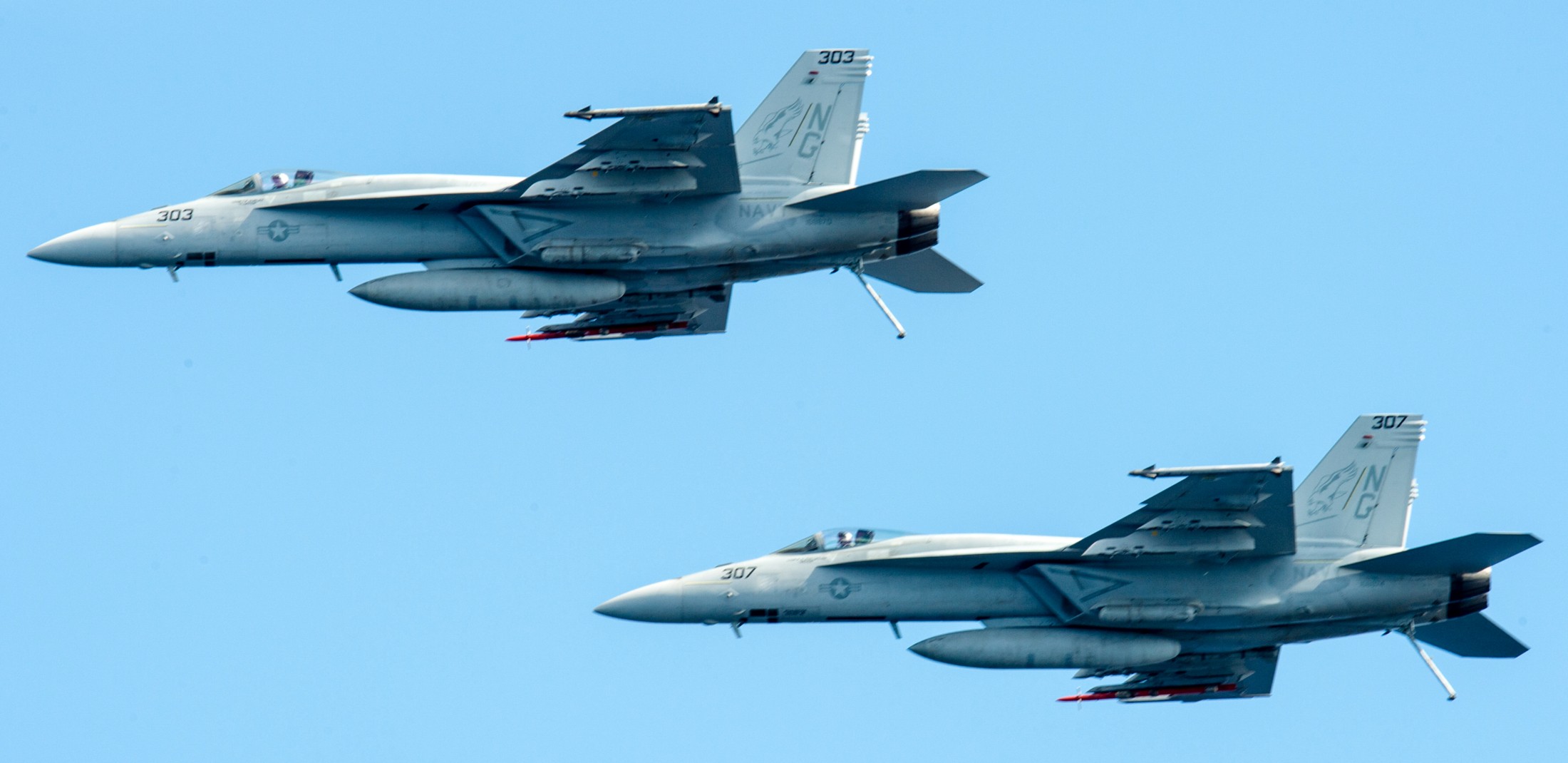 vfa-97 warhawks strike fighter squadron f/a-18e super hornet cvw-9 uss john c. stennis cvn-74 us navy 27p