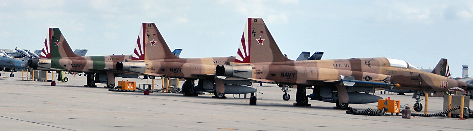 vfc-111 sun downers fighter squadron composite us navy f-5n tiger ii adversary 03