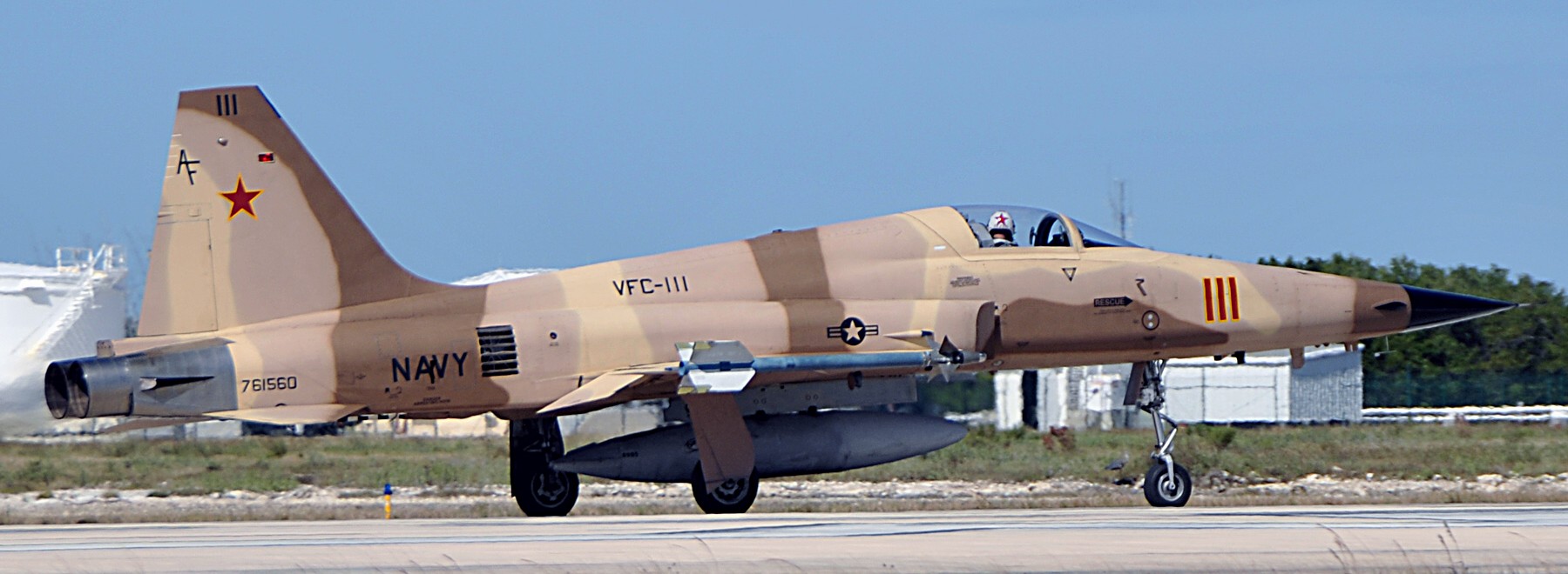 vfc-111 sun downers fighter squadron composite us navy f-5n tiger ii adversary 04