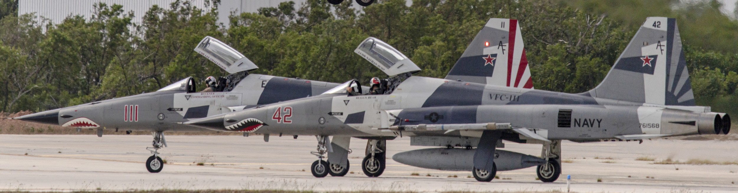 vfc-111 sun downers fighter squadron composite us navy f-5n tiger ii adversary 20