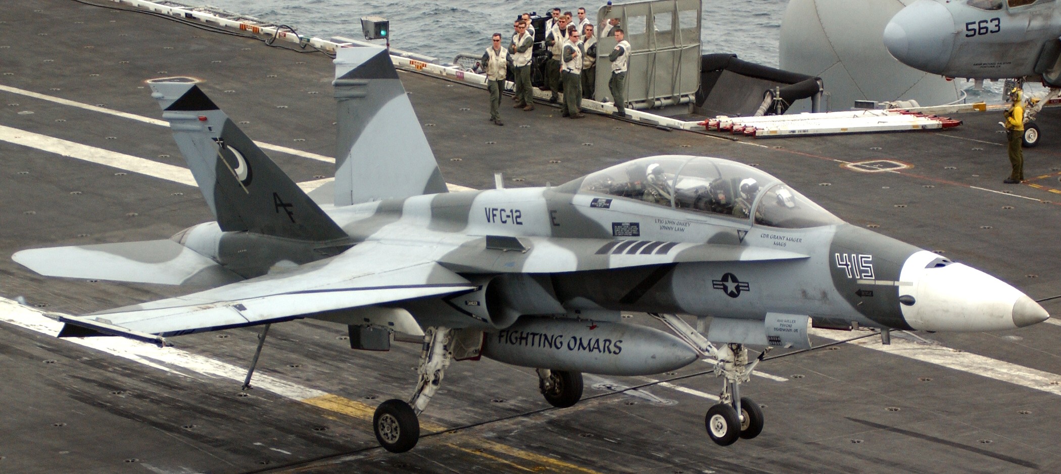 vfc-12 fighting omars fighter squadron composite us navy f/a-18b hornet adversary uss ronald reagan cvn-76 07