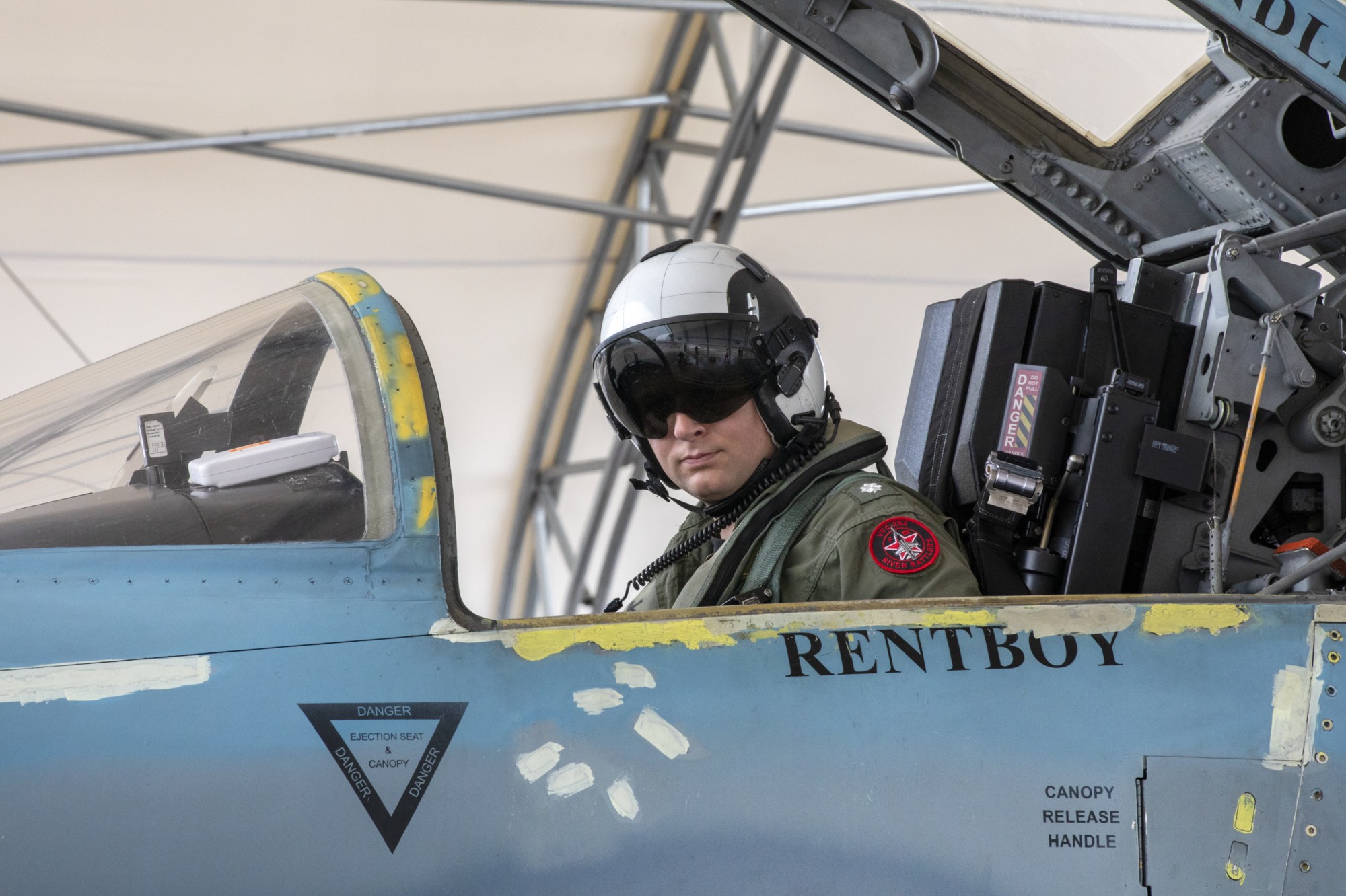 vfc-204 river rattlers fighter squadron composite us navy f-5n tiger ii adversary 03