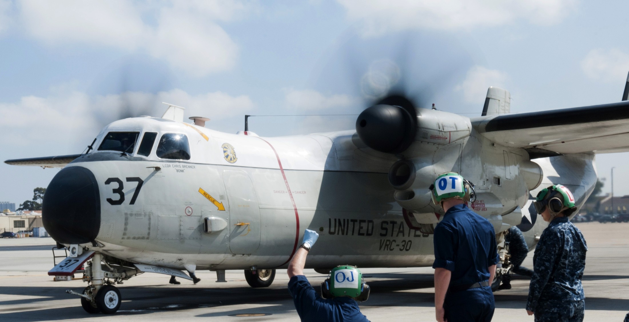 vrc-30 providers fleet logistics support squadron flelogsuppron grumman c-2a greyhound nas north island california 128