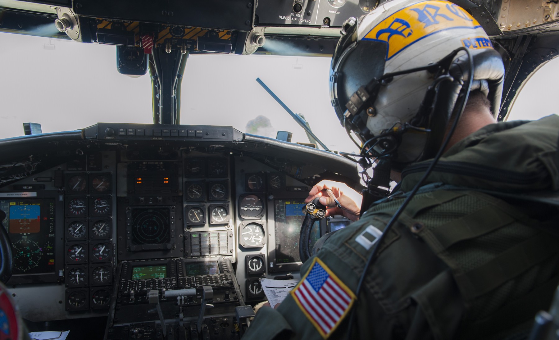 vrc-30 providers fleet logistics support squadron flelogsuppron grumman c-2a greyhound nas north island california 137 cockpit