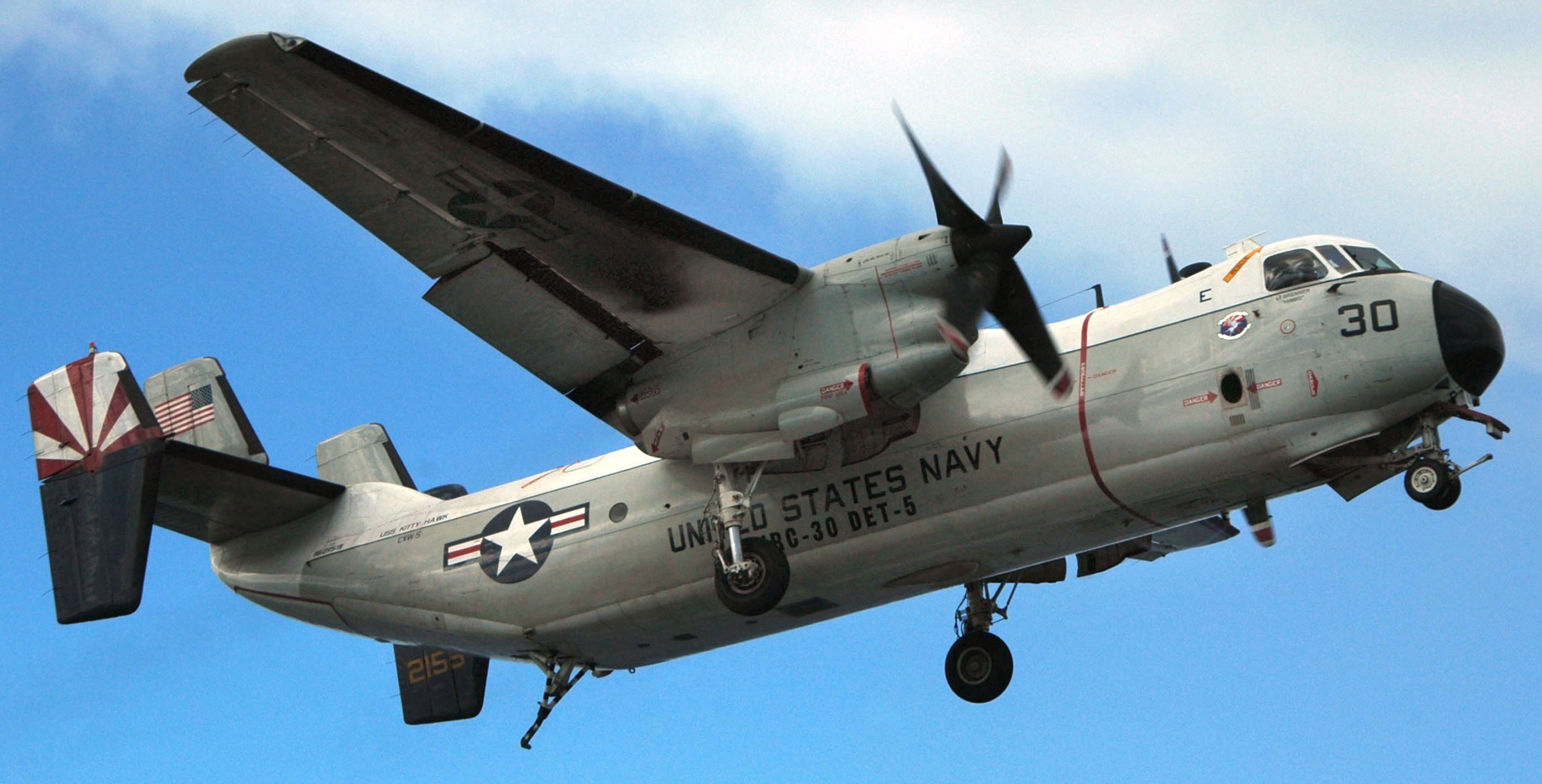 vrc-30 providers fleet logistics support squadron flelogsuppron grumman c-2a greyhound detachment uss kitty hawk cv-63 185