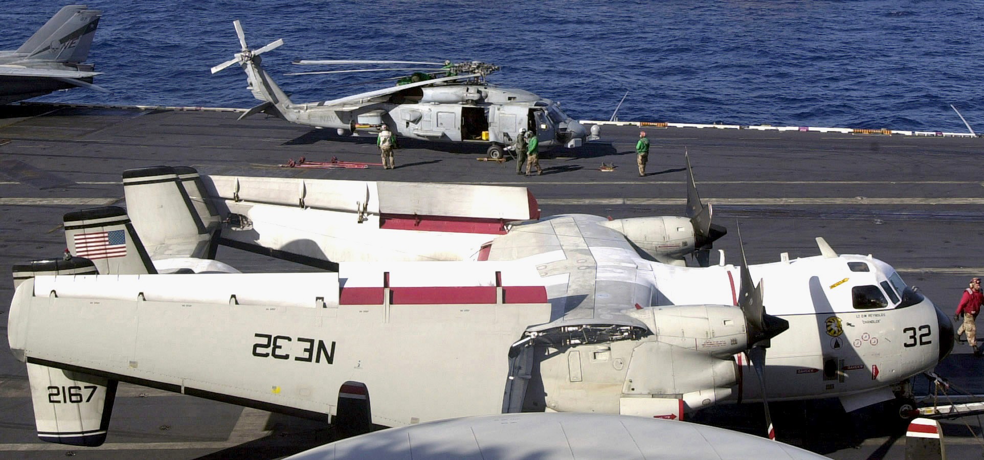 vrc-30 providers fleet logistics support squadron flelogsuppron grumman c-2a greyhound detachment uss constellation cv-64 210