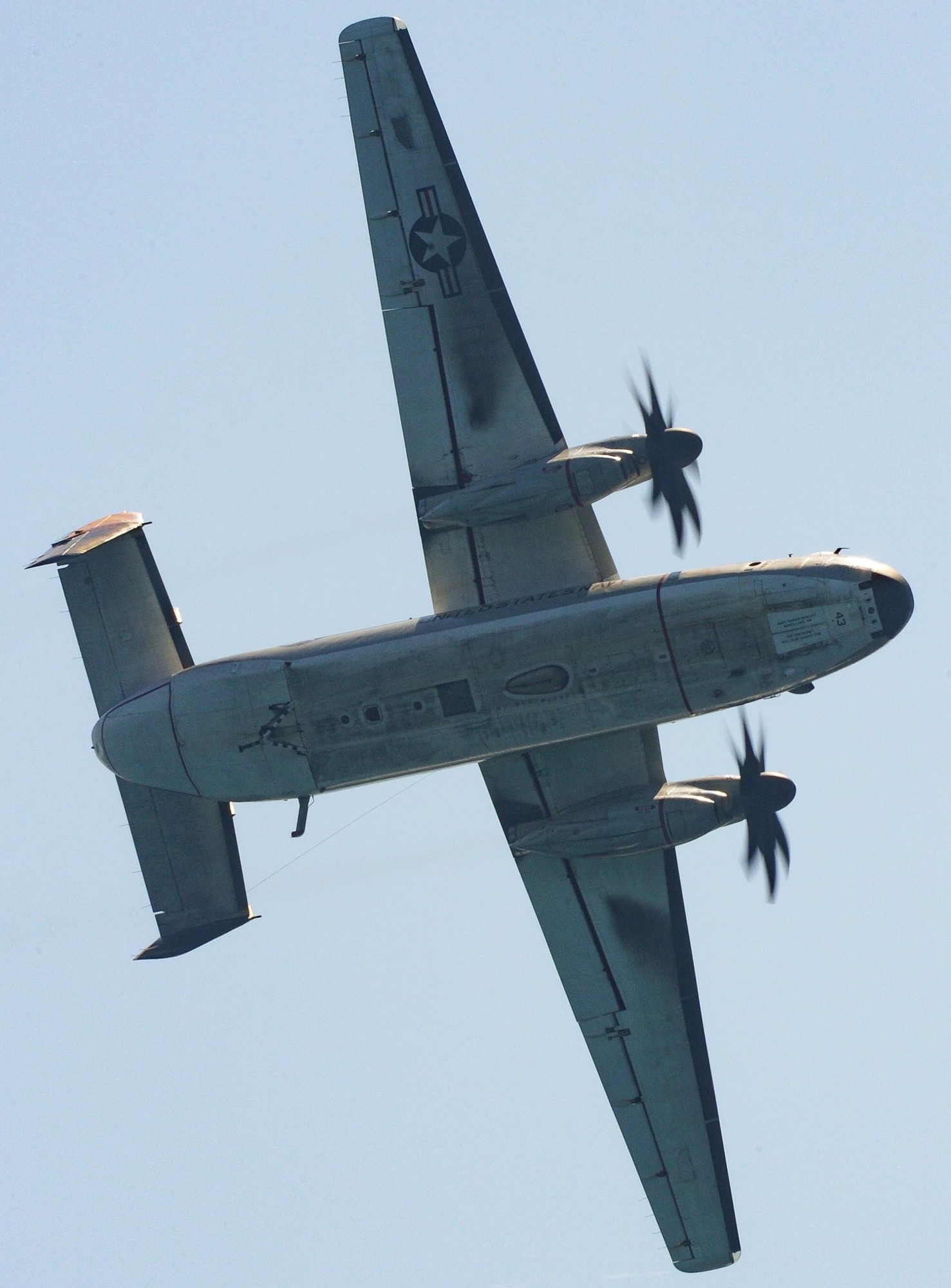 vrc-40 rawhides fleet logistics support squadron flelogsupron us navy grumman c-2a greyhound uss harry s. truman cvn-75 30