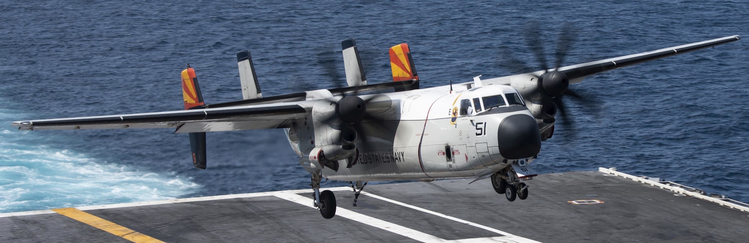 vrc-40 rawhides fleet logistics support squadron flelogsupron us navy grumman c-2a greyhound uss harry s. truman cvn-75 55