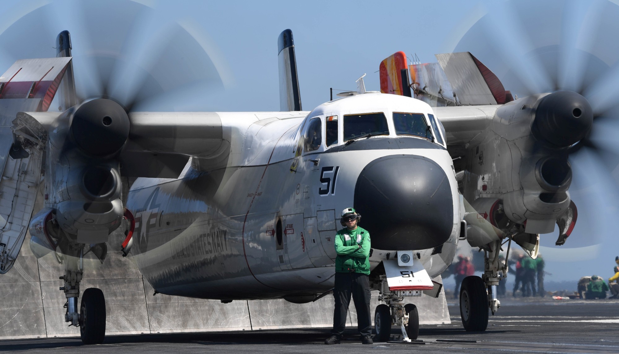 vrc-40 rawhides fleet logistics support squadron flelogsupron us navy grumman c-2a greyhound uss harry s. truman cvn-75 66